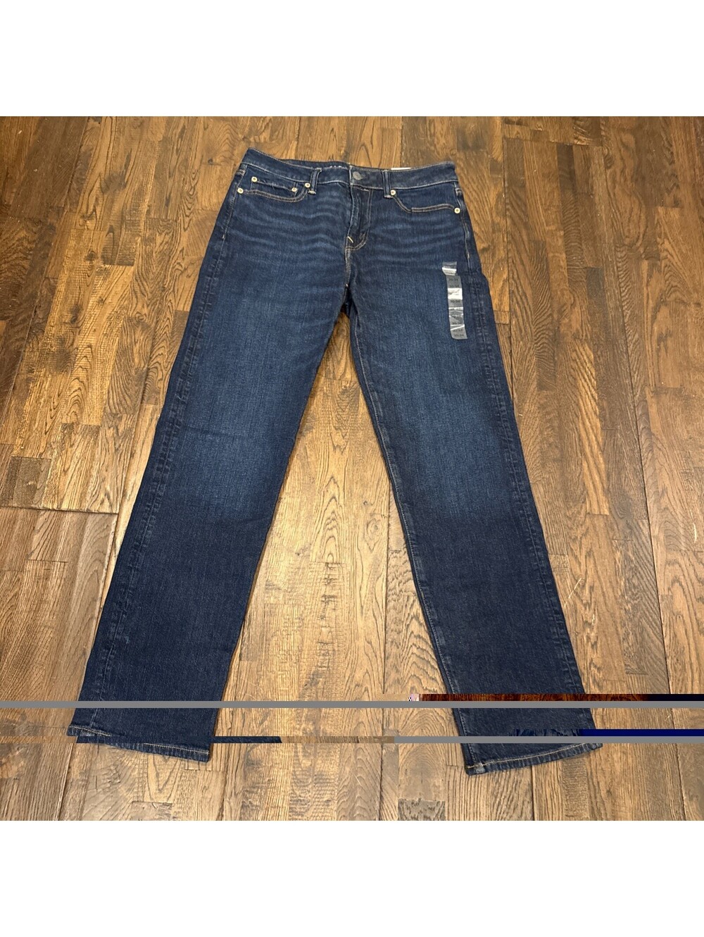 American Eagle Dark Wash Blue Original Straight Size 30x34 Measures (32 X 31)